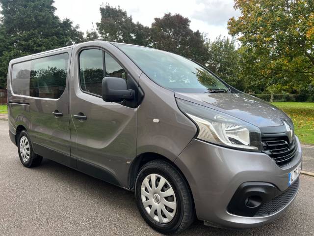 Renault Trafic 1.6 dCi ENERGY 27 Business+ Crew Van SWB Euro 6 (s/s) 6dr Combi Van Diesel Grey