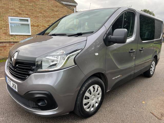 2017 Renault Trafic 1.6 dCi ENERGY 27 Business+ Crew Van SWB Euro 6 (s/s) 6dr